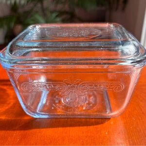 Anchor Hocking Blue Sapphire Refrigerator Dish Philbe Pattern Vintage